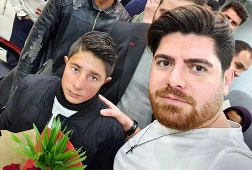 دلجویی از کودک زباله گرد در کرج +عکس