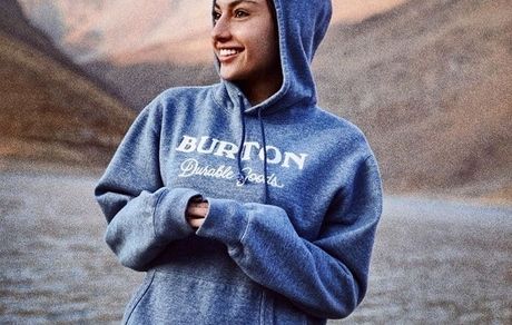 ترلان پروانه در لوکیشنی زیبا + عکس