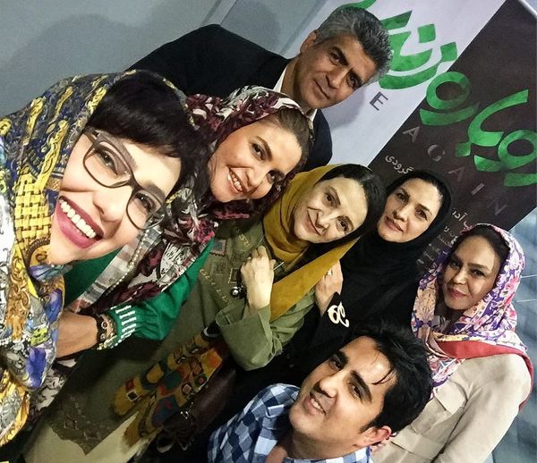  معصومه کریمی سلفی می گیرد + عکس