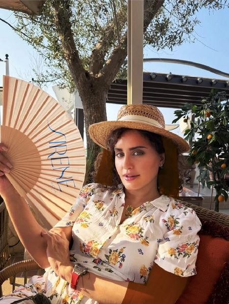 عکس جنجالی الناز شاکردوست در حال استراحت در ساحل