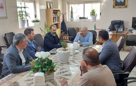 دیدار مسئولین درمان بنیاد شهید استان و مدیر بیمه دی استان اصفهان از جامعه ایثارگری شهرستانهای برخوار و شاهین شهر