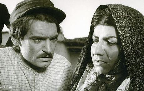 جوانی محمود دولت‌آبادی در  «گاو» + عکس