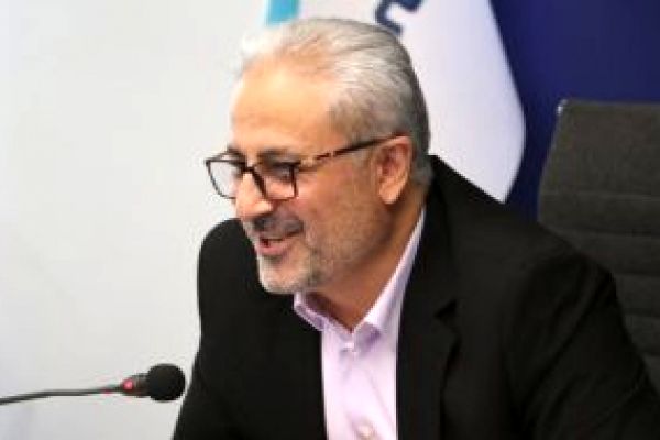 جلسه هم‌اندیشی مدیرعامل بیمه سینا با شبکه فروش