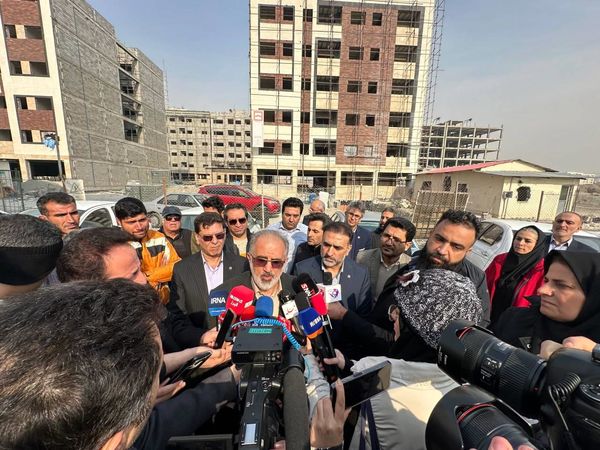 حمایت هدفمند و مستمر از پروژه‌های دارای پیشرفت فیزیکی مناسب/ تکمیل و فروش اقساطی پروژه های نهضت ملی اولویت ماست