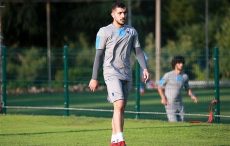 ترابزون‌اسپور با مجید حسینی تمدید می کند 