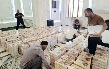 توزیع رایگان شاهنامه بین خانواده‌های تاجیکستان