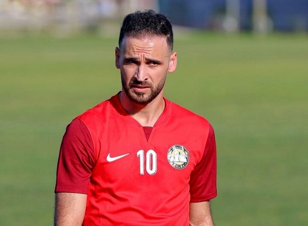 ستاره باسابقه فوتبال ایران، رسماً به اردوی تیم کلباء پیوست