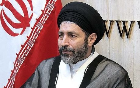 مجلس از تلاش مدیران بانک دی برای گسترش ارائه خدمات به خانواده‌های ایثارگران حمایت خواهد کرد