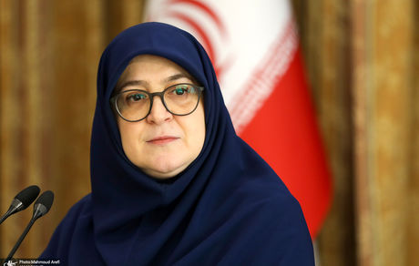 دانشگاه امیر کبیر با برخورداری از چهره هایی چون دکتر عباس سروش و دکتر مسعود شفیعی پیشگام در پیوند صنعت  و دانشگاه