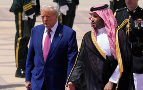 ترامپ؛ از خاورمیانه پول زیادی جمع کردم