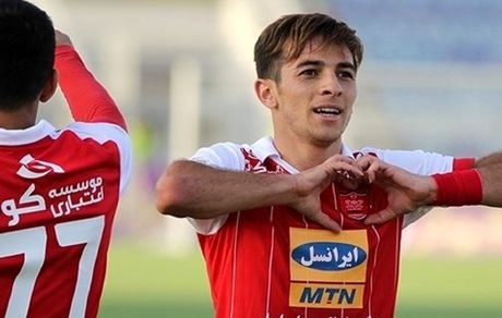 بازیکن پرسپولیس باز هم مقابل دوربین رفت