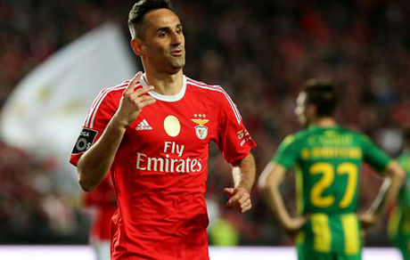 خداحافظی مهاجم سابق برزیل با فوتبال 