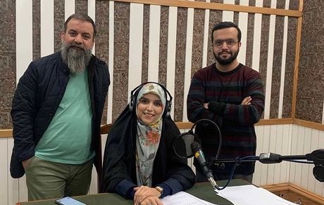 گویندگی مژده لواسانی در رادیو + عکس