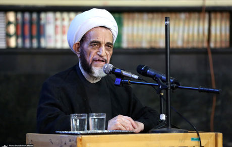 پزشکیان تحت فشار پایداری‌ها مجبور به گزینش افرادی شده که نه کارنامه قابل دفاعی دارند و نه توانمندی خاصی!