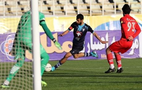 تراکتور با خوش شانسی یک امتیاز گرفت