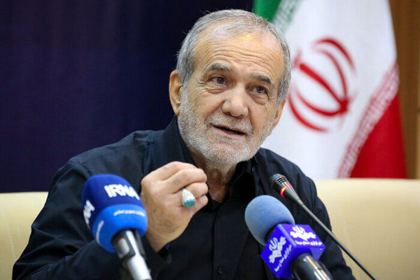 سیاستی که بی عدالتی را ترویج دهد محکوم به مرگ است/ از این به بعد دلار و یارانه را به مصرف کننده نهایی خواهیم داد