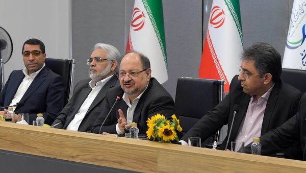 شریعتمداری: رویکرد آینده‌نگری به بازار، اساس سیاست‌های تولیدی ماست