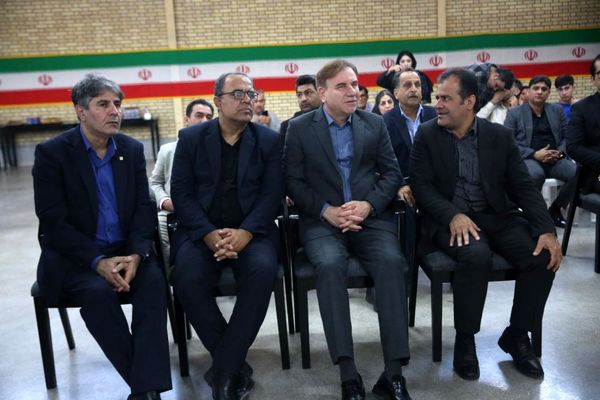 با تسهیلات بانک صنعت و معدن؛ فاز نخست شرکت نور پردازان آران جنوب با حضور استاندار بوشهر افتتاح شد