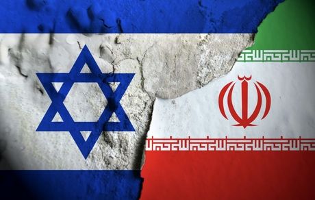 هشدار اکونومیست: جنگ دیگری در راه است / ایران مذاکرات را رد کرد؛ ترامپ دستور ساخت بمب‌افکن‌های B-2 را داد!