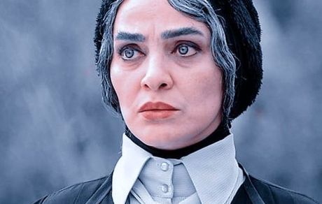 خانم بازیگر جاسوس از آب درآمد!