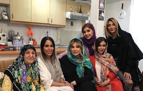 دورهمی زنونه نیوشا ضیغمی + عکس