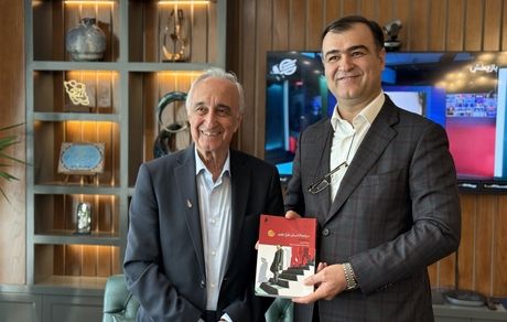 همکاری فرهنگی بیمه البرز و روزنامه دنیای اقتصاد با انتشار کتاب «سرانجام انسان طراز نوین»