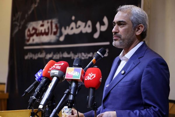 مسئولیت را فقط برای «تغییر» پذیرفتم/ به نخبگان دغدغه‌مند در حوزه‌های سیاست‌گذاری، علوم اجتماعی و اقتصاد نیاز داریم