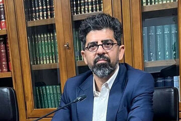 پرتوافکنی بر تاریکخانه «باج‌نیوزها»