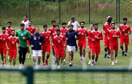 تمرین سرخپوشان پس از جلسه فنی برگزار شد