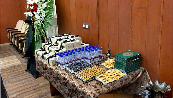 اقتصاد پنهان مجالس ترحیم در مشهد: از گل‌آرایی تا خدمات پذیرایی در مشهد

