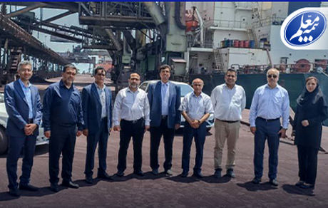 بازدید قائم‌مقام بیمه معلم از اسکله شهید رجایی برای تسریع در ارزیابی خسارات