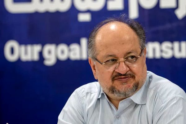 خصوصیسازی واقعی تنها راه توسعه صنعت پتروشیمی/ تأمین پایدار خوراک، منابع مالی و دیجیتالسازی3 محور اصلی پیشتازی پتروشیمی در آینده