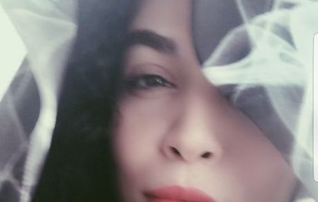 عکس خسته و داغان ملیکا شریفی نیا 