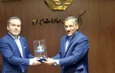 بانک توسعه صادرات ایران و بانک توسعه بلاروس درباره گسترش روابط کارگزاری مذاکره کردند