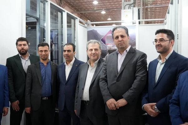 بازدید مسئولین استانی همدان از غرفه ایمیدرو و ایمپاسکو