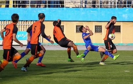 مس رفسنجان با یک برد پرگل صدرنشین شد