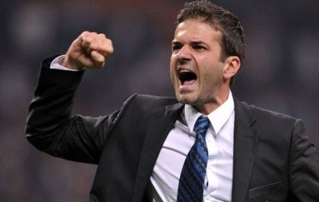 اتمام‌حجت استراماچونی با استقلالی‌ها