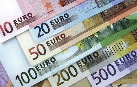 قیمت یورو امروز ۳ دی ۱۴۰۴ | آخرین نرخ یورو در بازار آزاد و صرافی‌ها