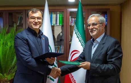 امضای تفاهم نامه بیمه البرز و گروه بین‌المللی آباد راهان پارس