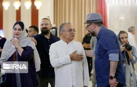 نرگس آبیار و همسرش  در کیش + عکس