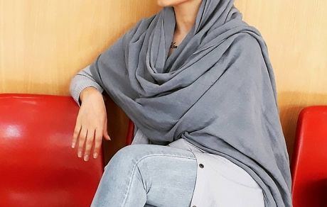 تیپ ساده و خیلی خوشحال خانم بازیگر + عکس