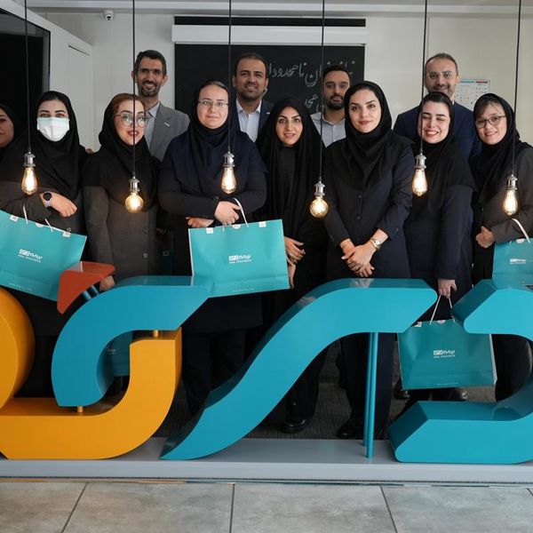 تقدیر از ارزیابان برتر خانه نوآوری «دی‌نو» در بیمه دی