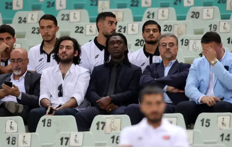 مدیرعامل استقلال کناره گیری کرد
