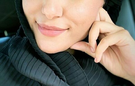 پریناز ایزدیار بدون آرایش + عکس