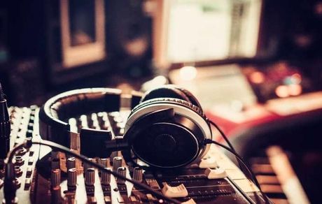 مغز چرا آهنگ‌ها را تکرار می‌کند؟