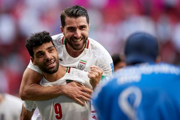 ریو فردیناند طارمی را به لیگ جزیره میبرد!
