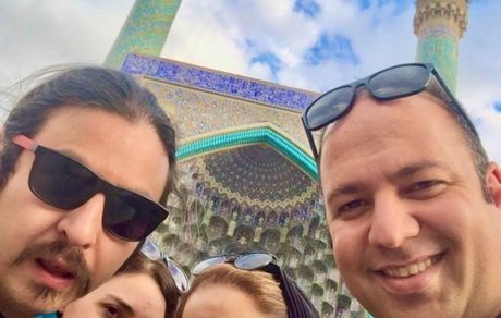 علی اوجی و همسرش در اصفهان + عکس