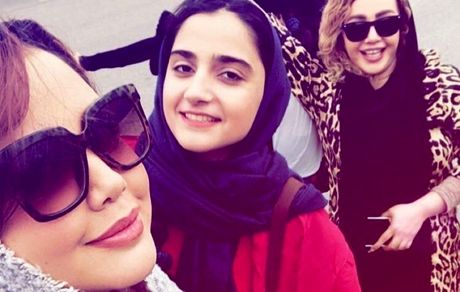 گشت و گذار الهه حصاری و دوستانش + عکس