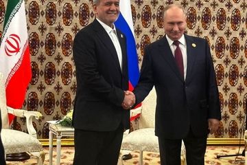 تصویری از دیدار پزشکیان با پوتین در ترکمنستان