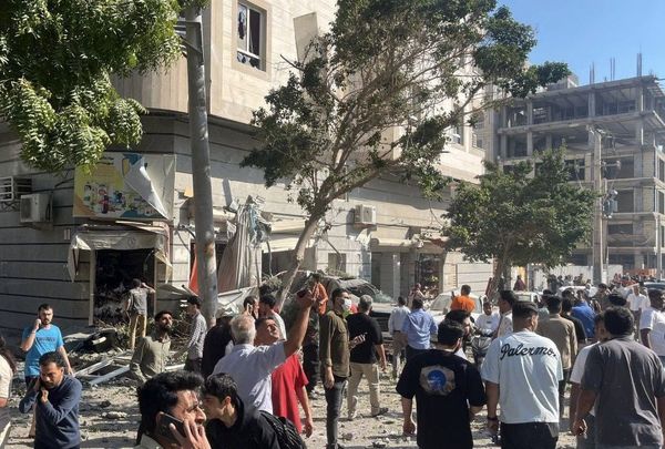 جزئیات انفجار در بندرعباس؛ ترور فرمانده نیروی دریایی سپاه حقیقت دارد؟